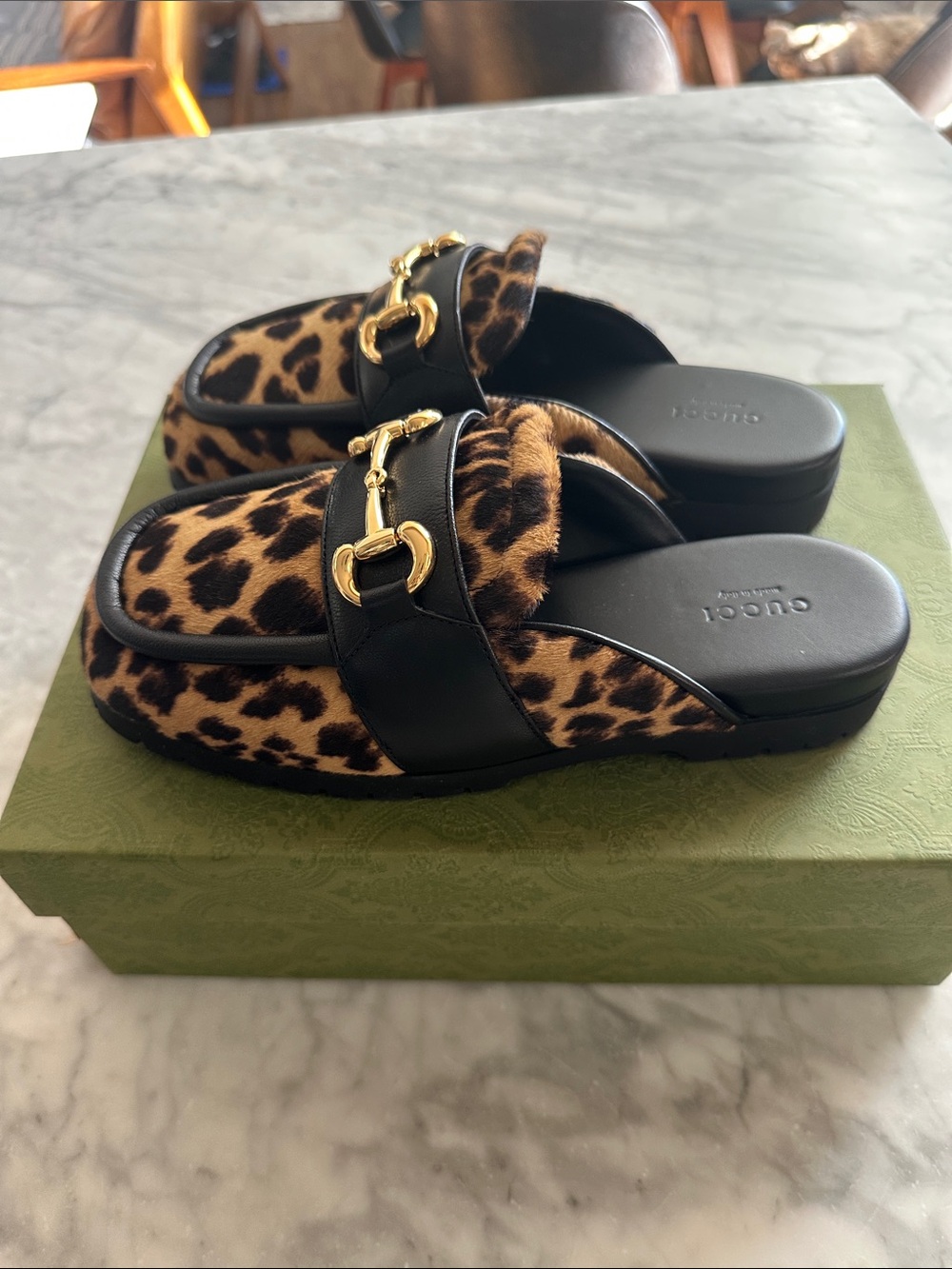 Gucci Leopard Print Fur Backless Loafers w/ Black Leather & Gold Bit size 37 NWT - Picture 3 of 6